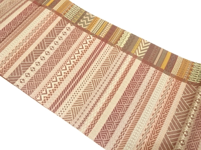 横段に抽象模様織出し全通袋帯